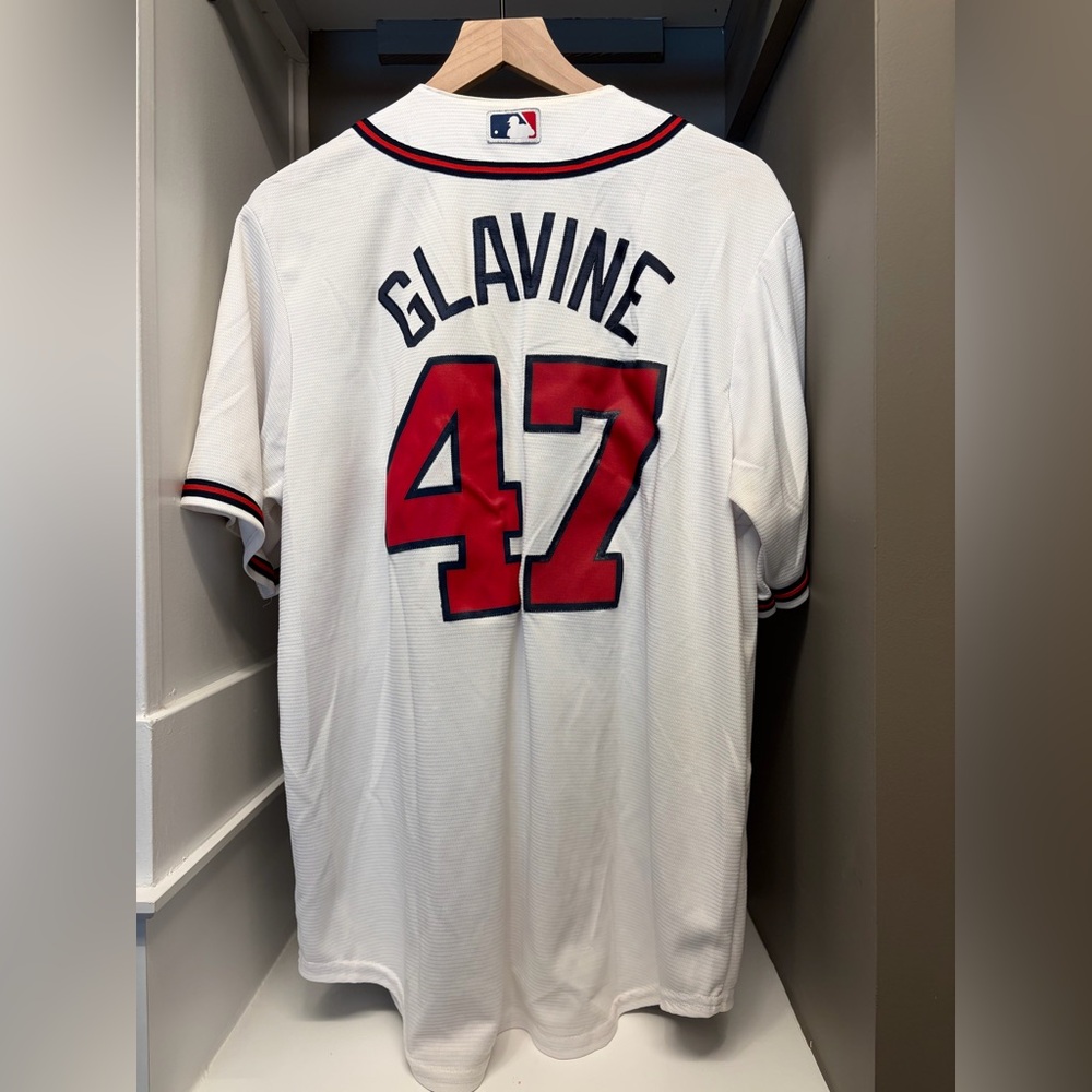 Tom Glavine White Atlanta Braves Jersey Large - Picture 6 of 6